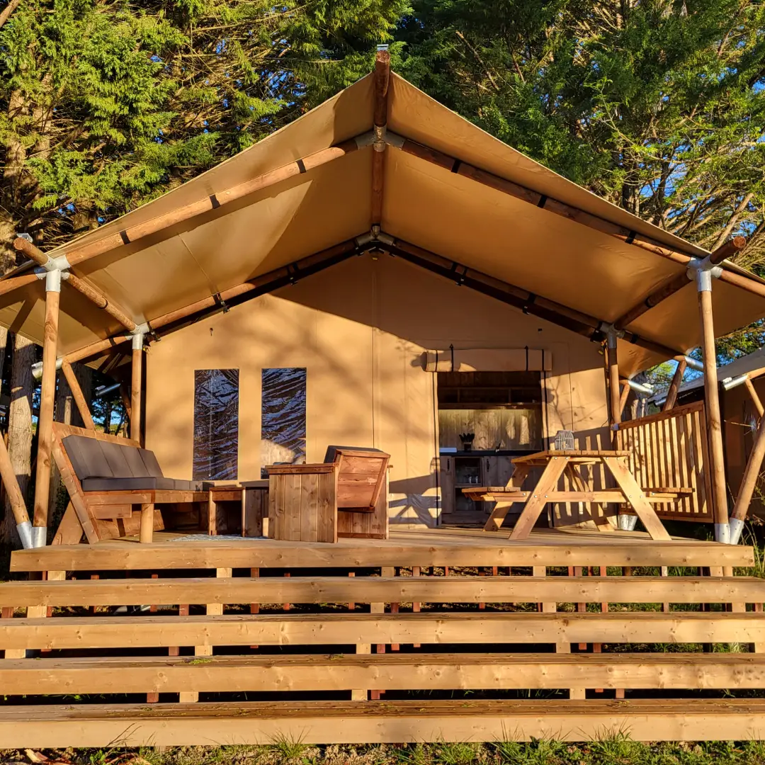 Charmecamping 2 Safaritent Camping Les Angeles